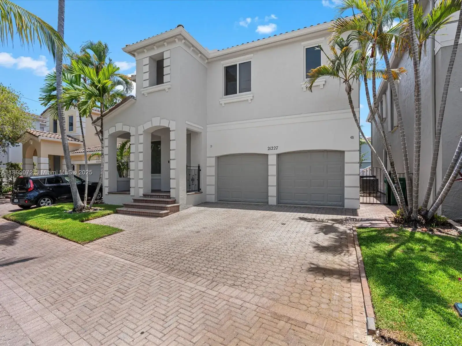 4 bedroom 3 bath Residential for sale at 21227 NE 31st Pl, Aventura FL 33180