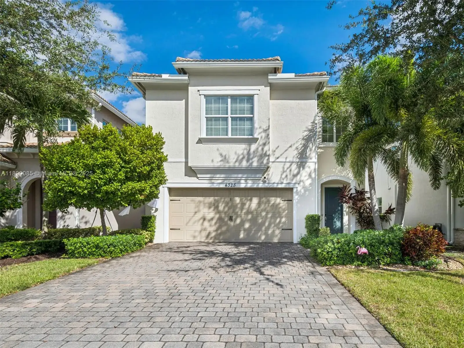 3 bedroom 2 bath Residential Lease for rent at 4325 Large Leaf Ln, Hollywood FL 33021