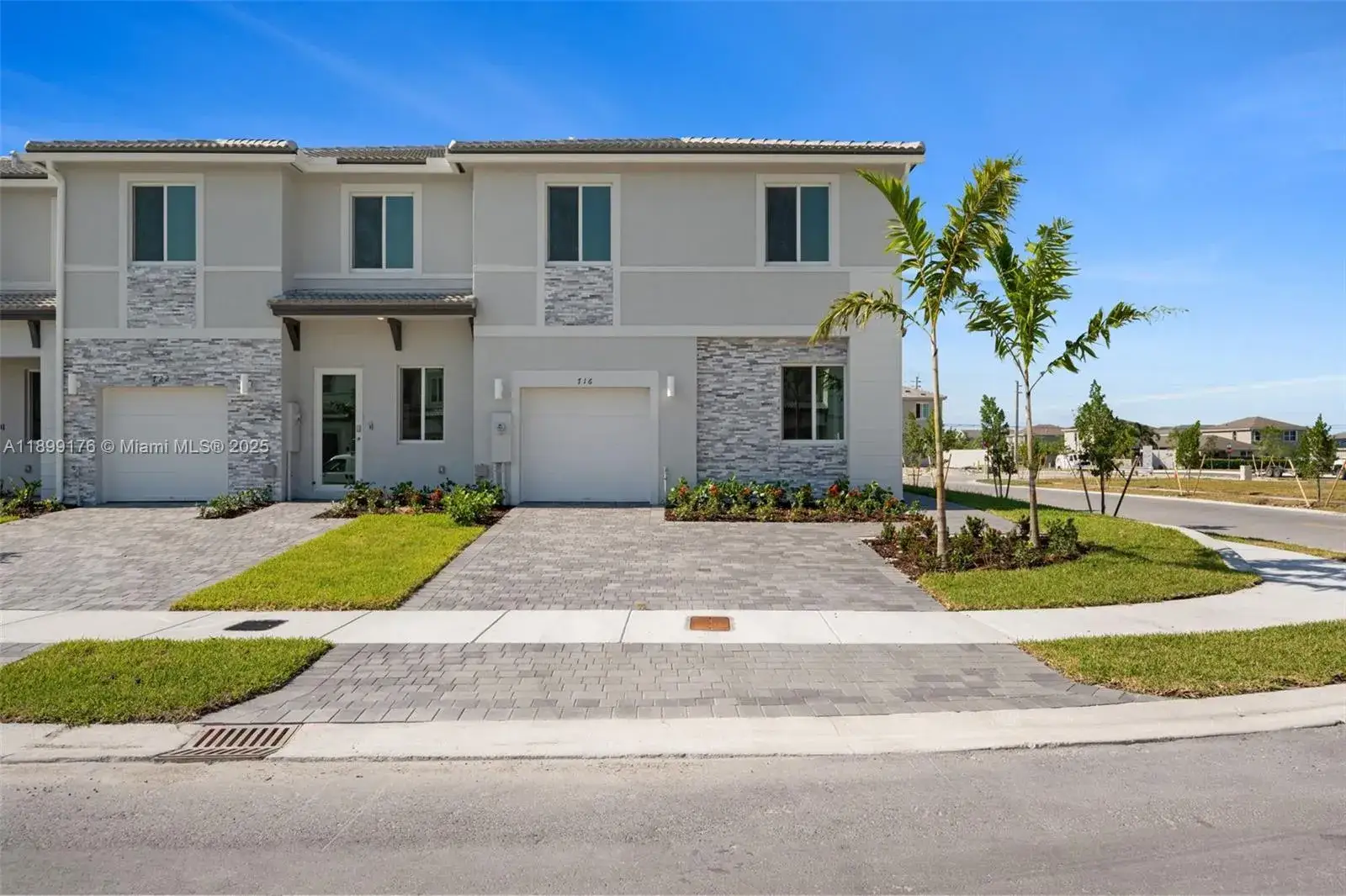 4 bedroom 3 bath Residential for sale at 715 SE 15th St, Homestead FL 33034