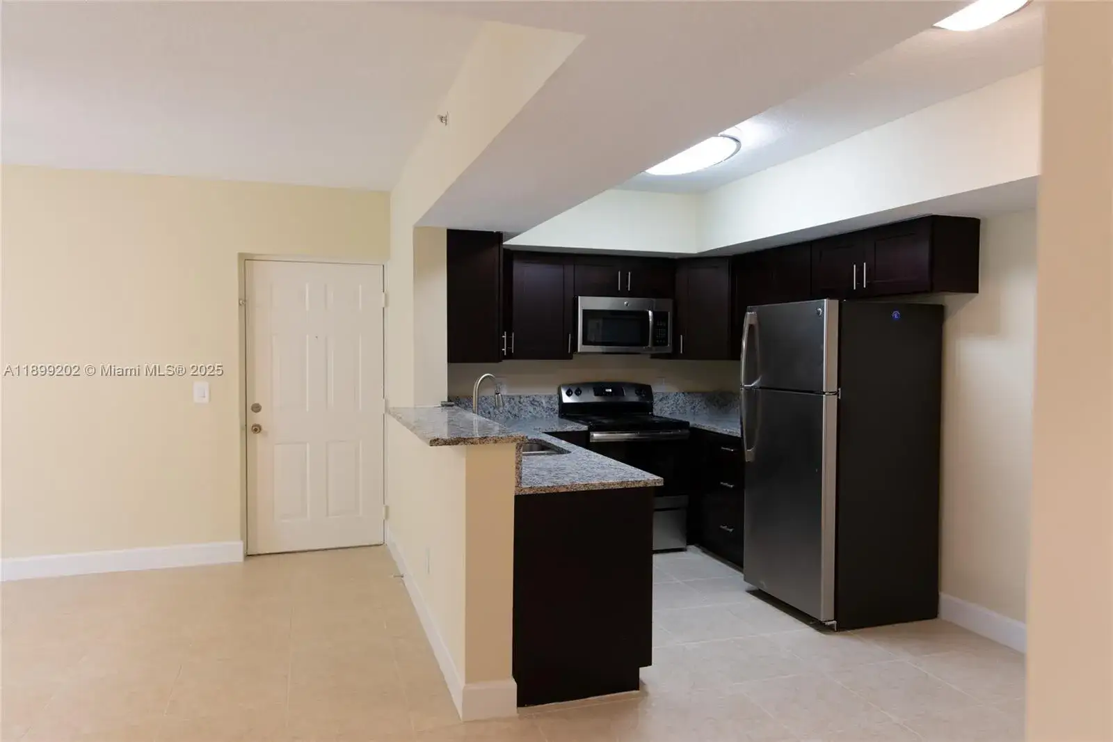 2 bedroom 2 bath Residential Lease for rent at 5540 NW 61st St # 408, Coconut Creek FL 33073