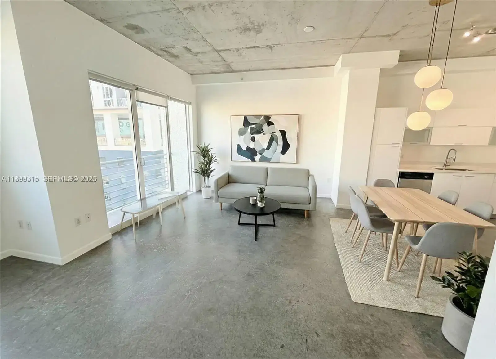 1 bedroom 1 bath Residential for sale at 133 NE 2nd Ave # 1209, Miami FL 33132