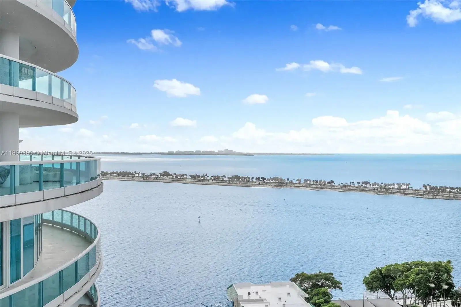 3 bedroom 3 bath Residential Lease for rent at 2127 Brickell Ave # 2005, Miami FL 33129