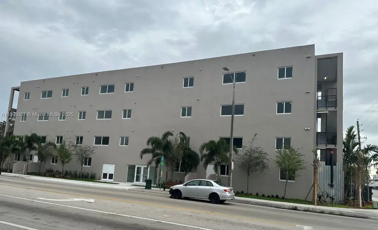 3 bedroom 2 bath Residential Lease for rent at 2311 NW 22nd Ave # 401, Miami FL 33142