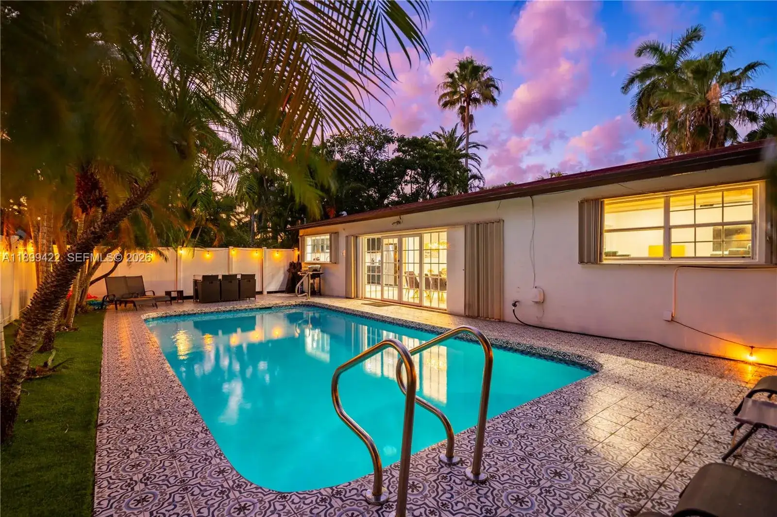 5 bedroom 3 bath Residential Lease for rent at 1244 Garfield St, Hollywood FL 33019