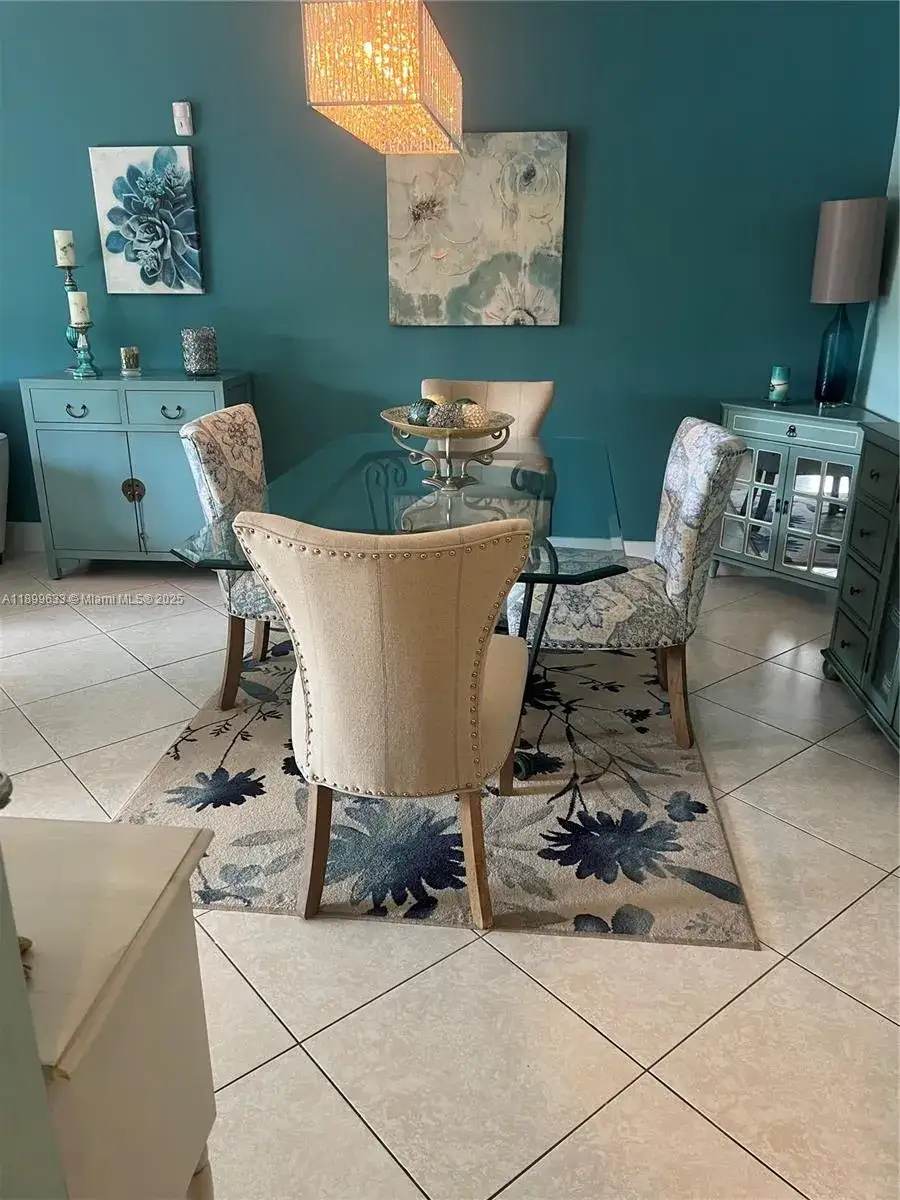 2 bedroom 2 bath Residential for sale at 8335 SW 72nd Ave # 212D, Miami FL 33143