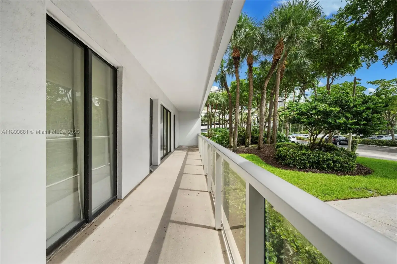 3 bedroom 3 bath Residential for sale at 3731 N Country Club Dr # 127, Aventura FL 33180