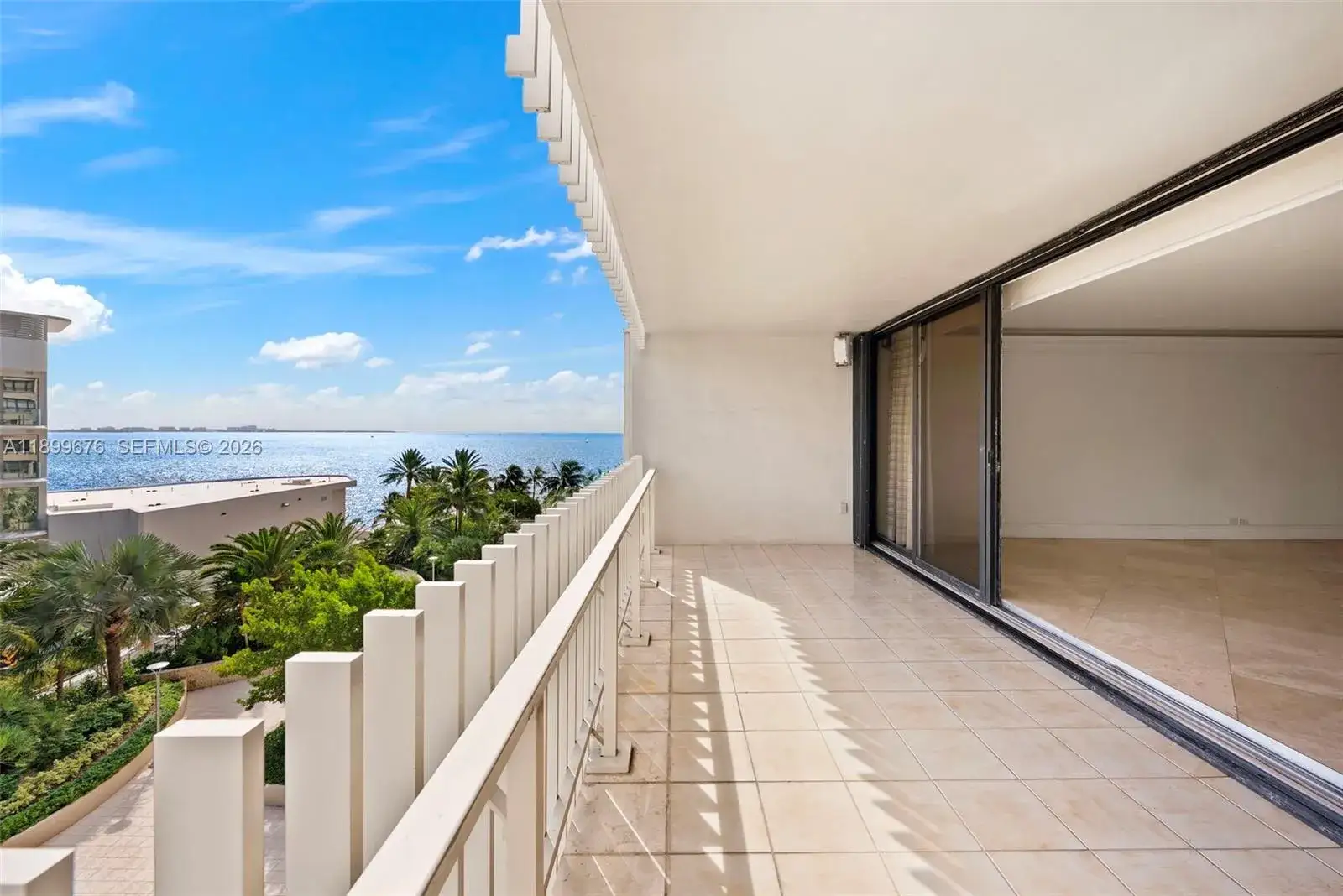 3 bedroom 3 bath Residential for sale at 3 Grove Isle Dr # C605, Miami FL 33133
