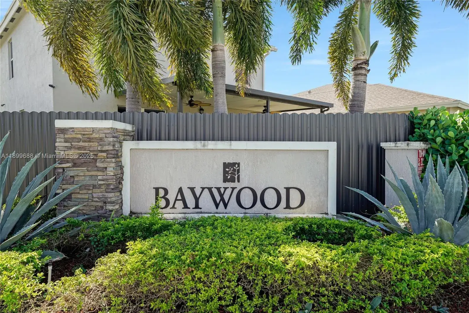 4 bedroom 3 bath Residential for sale at 572 NE 6th Pl, Homestead FL 33034