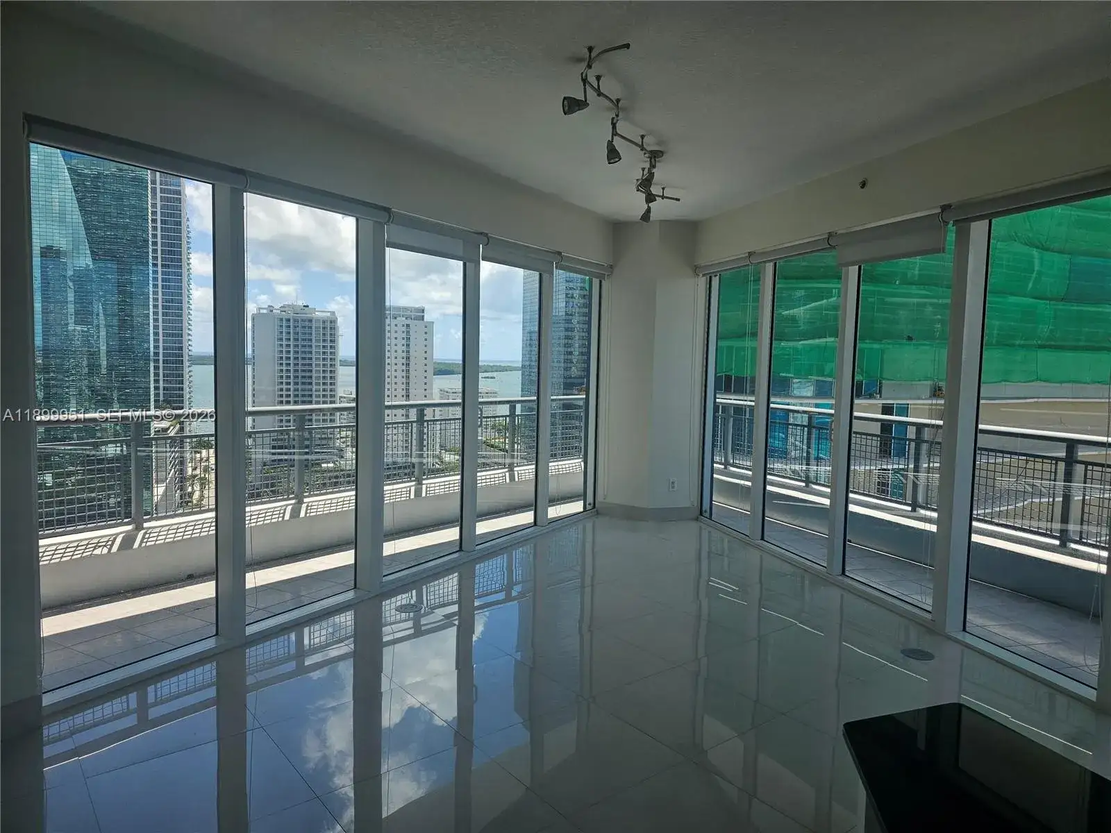 2 bedroom 2 bath Residential for sale at 60 SW 13 St # 1900, Miami FL 33130
