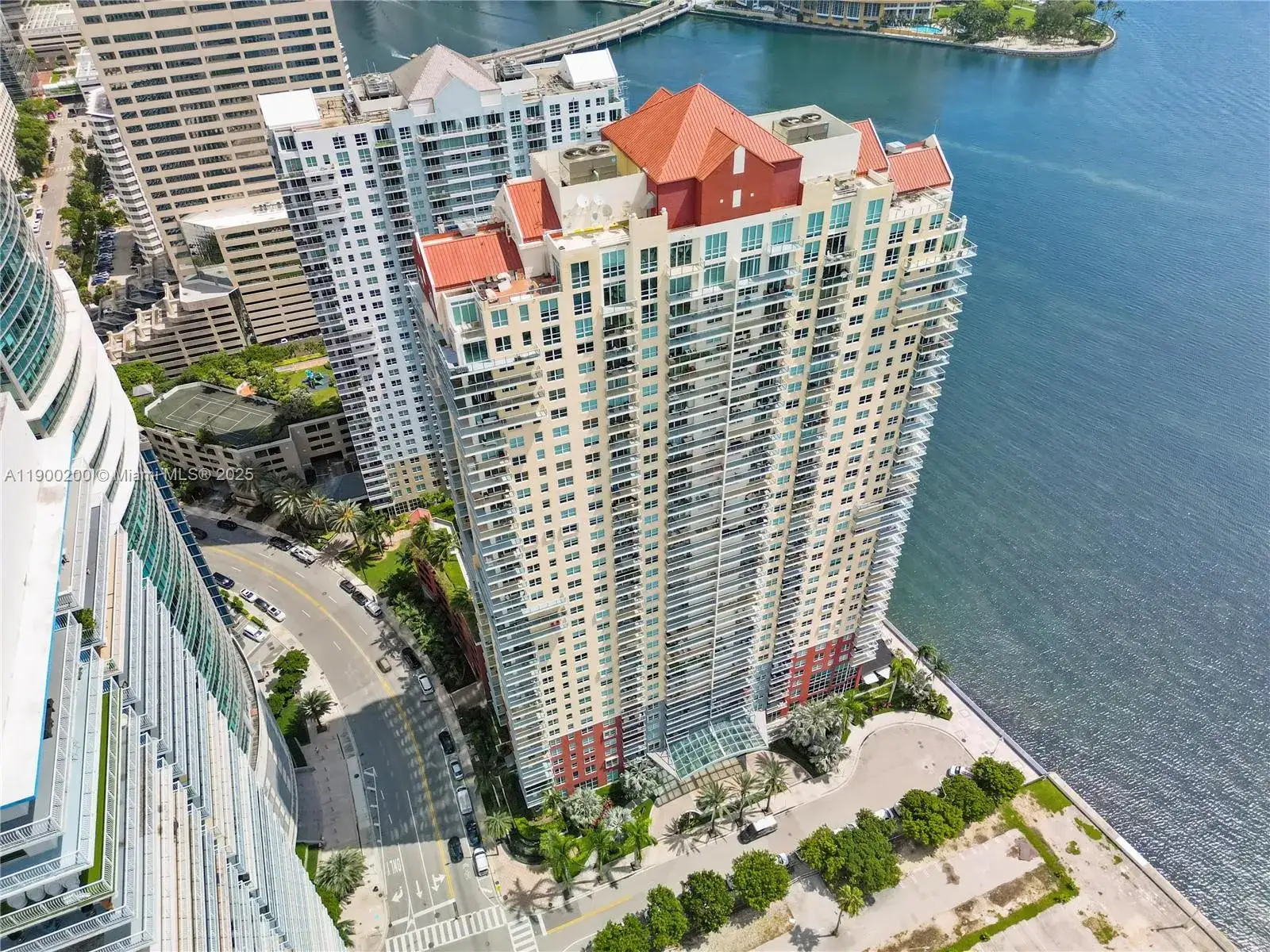 2 bedroom 2 bath Residential for sale at 1155 Brickell Bay Dr, Miami FL 33131