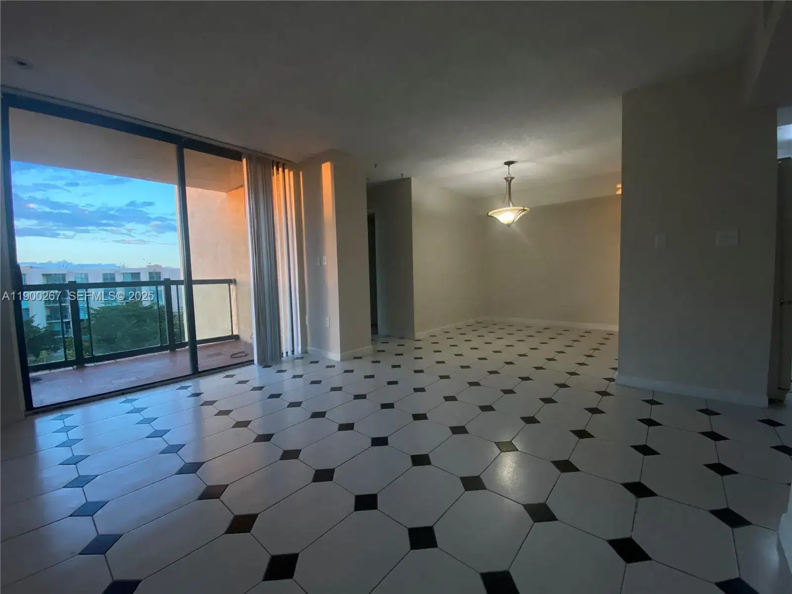 2 bedroom 2 bath Residential Lease for rent at 11800 SW 18th St # 4, Miami FL 33175