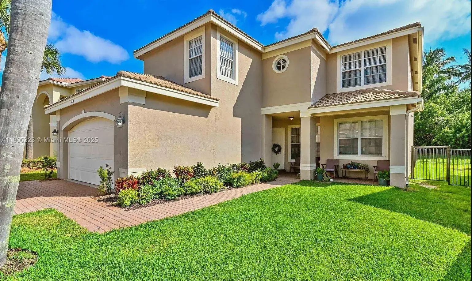 6 bedroom 4 bath Residential for sale at 5337 Grand Banks Blvd, Green Acres FL 33463