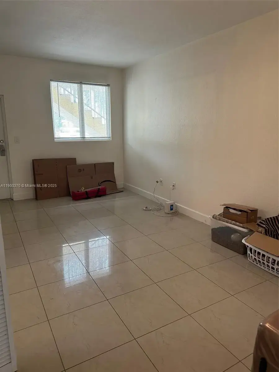 2 bedroom 2 bath Residential Lease for rent at 2551 SE 16th Ter # 103, Homestead FL 33035