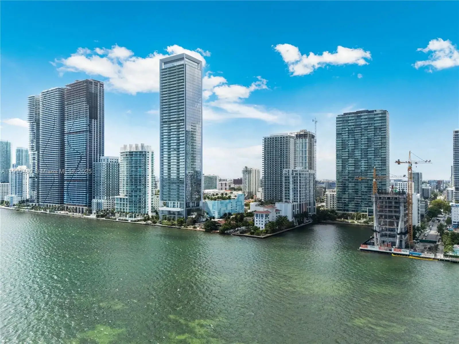 2 bedroom 2 bath Residential Lease for rent at 481 NE 29th St # 601, Miami FL 33137