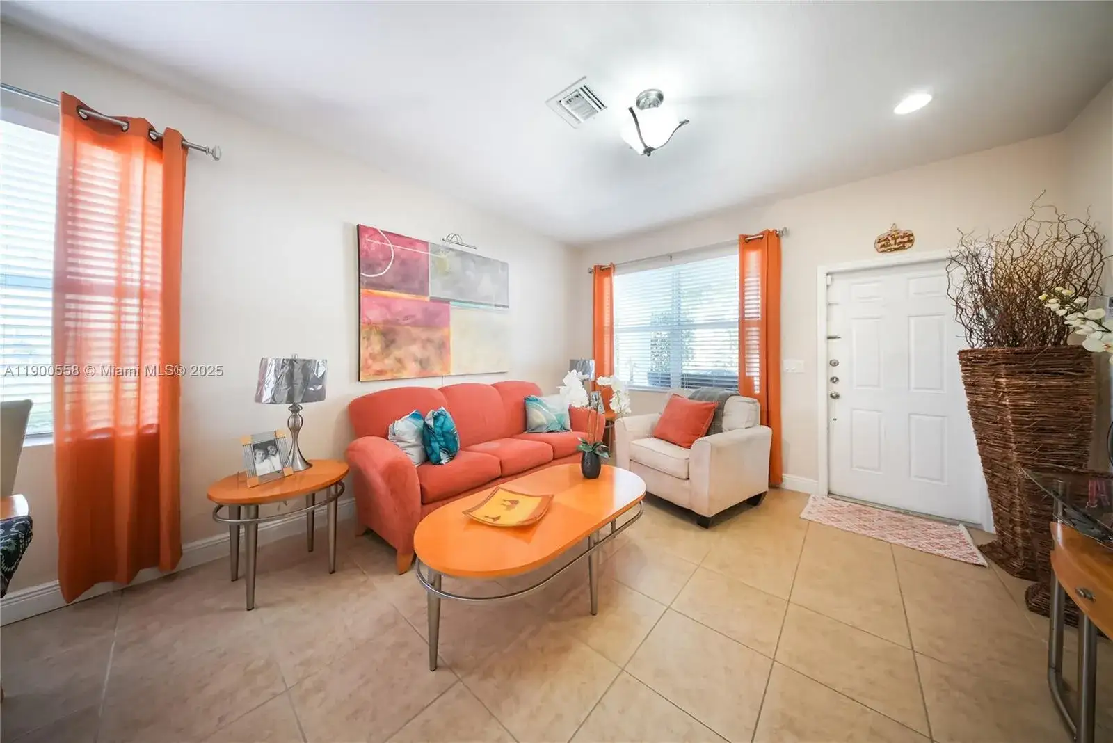 5 bedroom 2 bath Residential for sale at 3076 SE 4th Ct, Homestead FL 33033