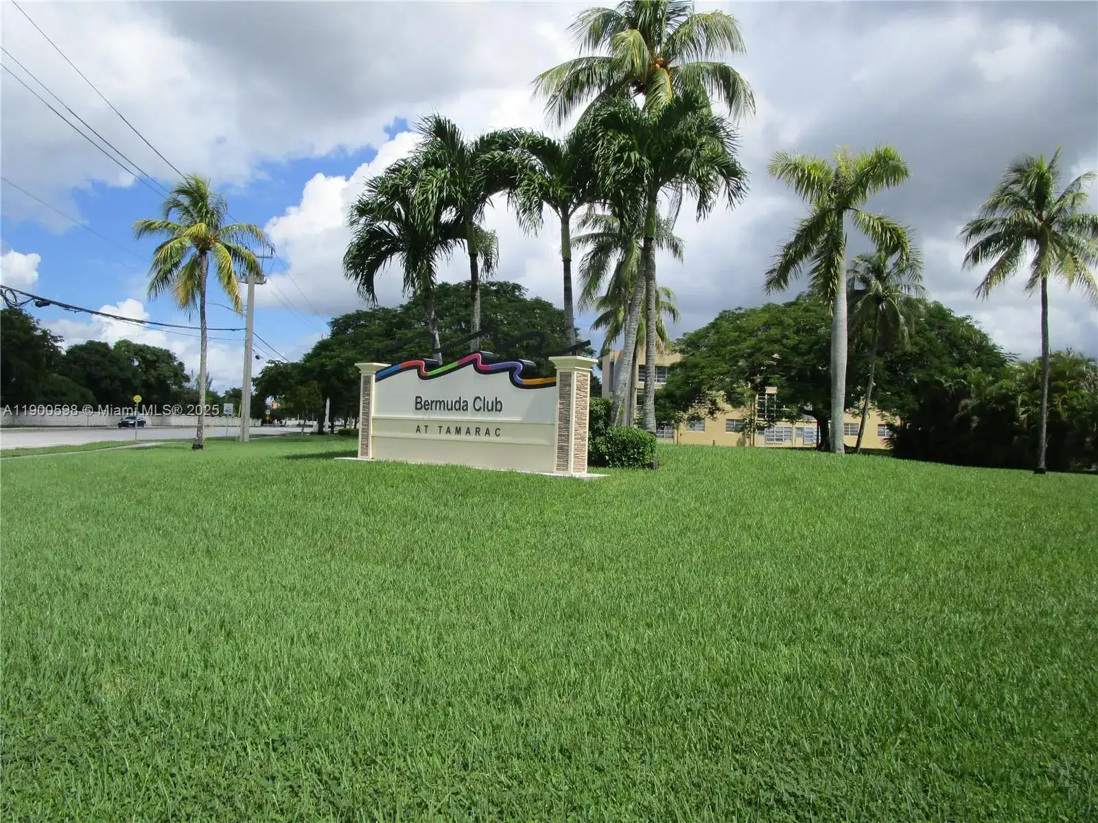2 bedroom 2 bath Residential for sale at 5940 NW 64 TH AVE # 109, Tamarac FL 33319