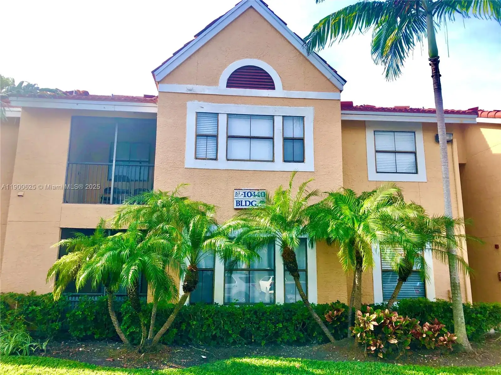 2 bedroom 2 bath Residential Lease for rent at 10440 SW 156th Ct # 712, Miami FL 33196