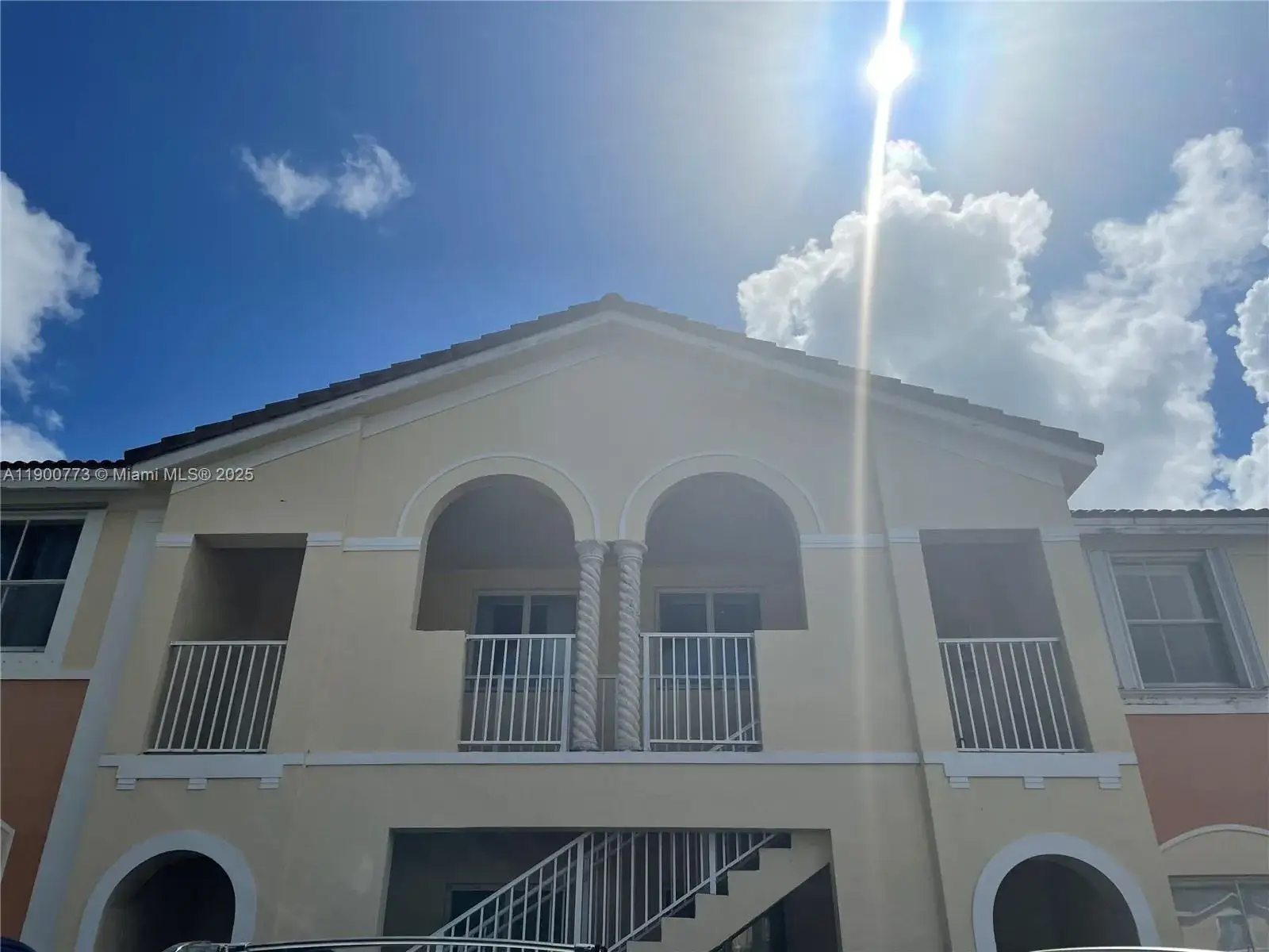 3 bedroom 2 bath Residential for sale at 2835 SE 16th Ave # 201, Homestead FL 33035