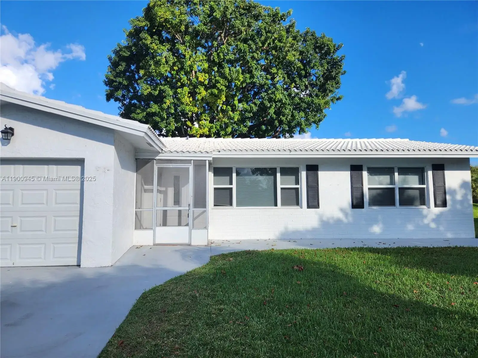 2 bedroom 2 bath Residential for sale at 1254 NW 82nd Ave, Plantation FL 33322