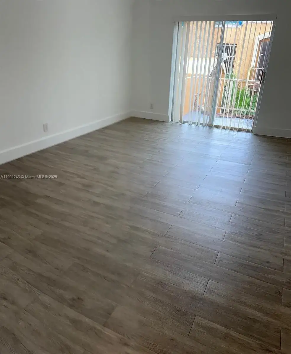 1 bedroom 1 bath Residential Lease for rent at 18101 NW 68th Ave # E210, Hialeah FL 33015