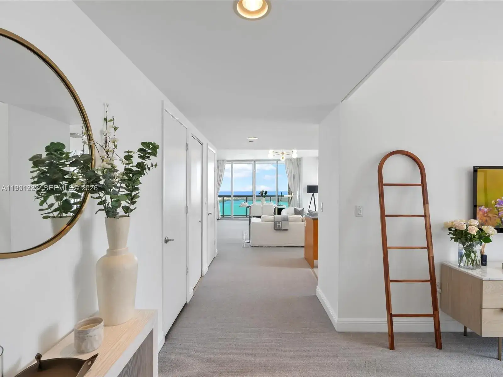 2 bedroom 1 bath Residential for sale at 475 Brickell Ave # 5507, Miami FL 33131