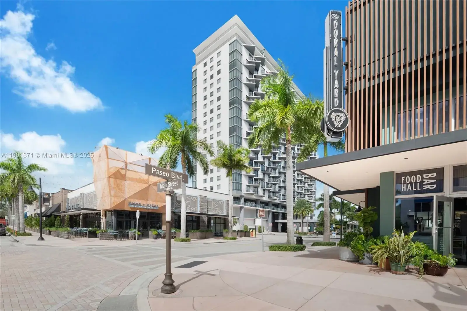 1 bedroom 1 bath Residential for sale at 5300 Paseo Blvd # 1205, Doral FL 33166