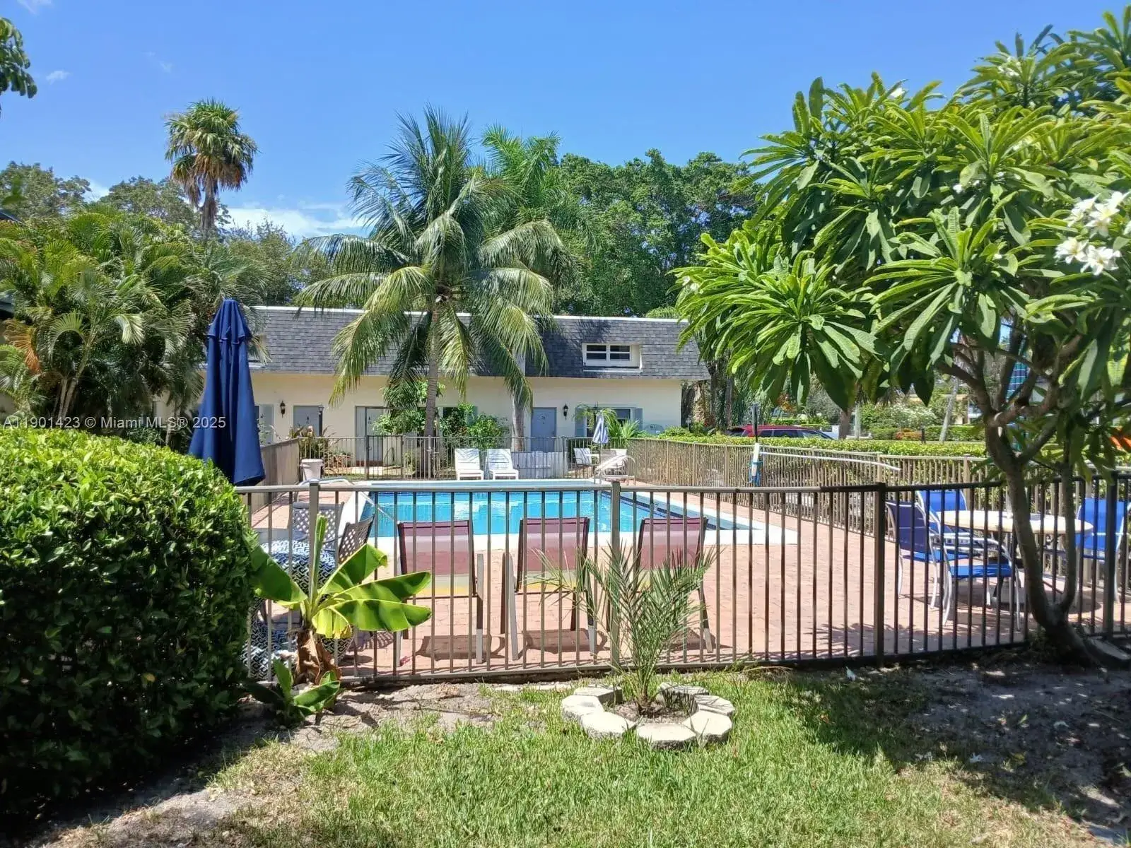 3 bedroom 3 bath Residential Lease for rent at 1945 NW 4th Ave # 32C, Boca Raton FL 33432