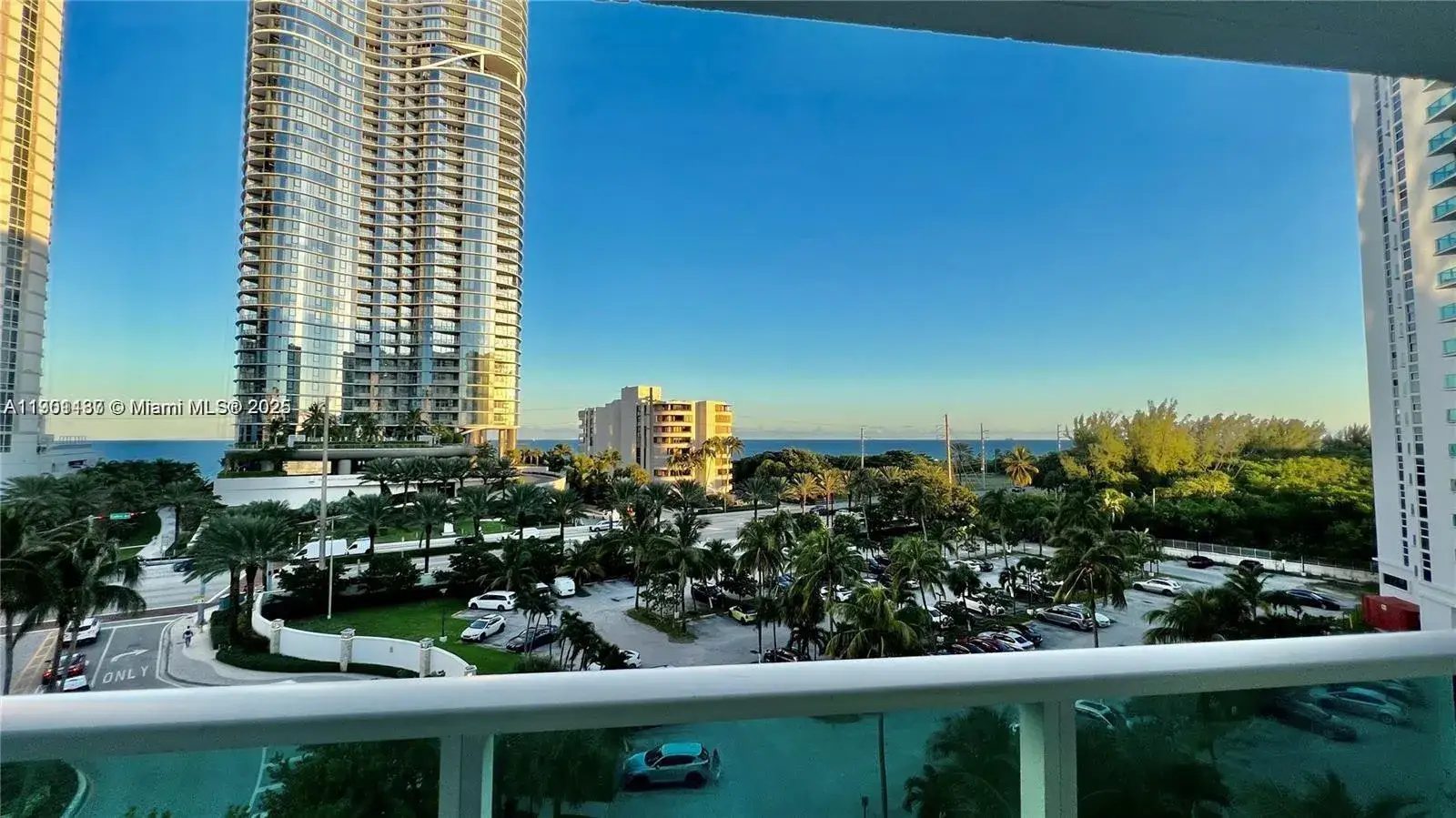 2 bedroom 2 bath Residential Lease for rent at 100 Bayview Dr # 607, Sunny Isles Beach FL 33160