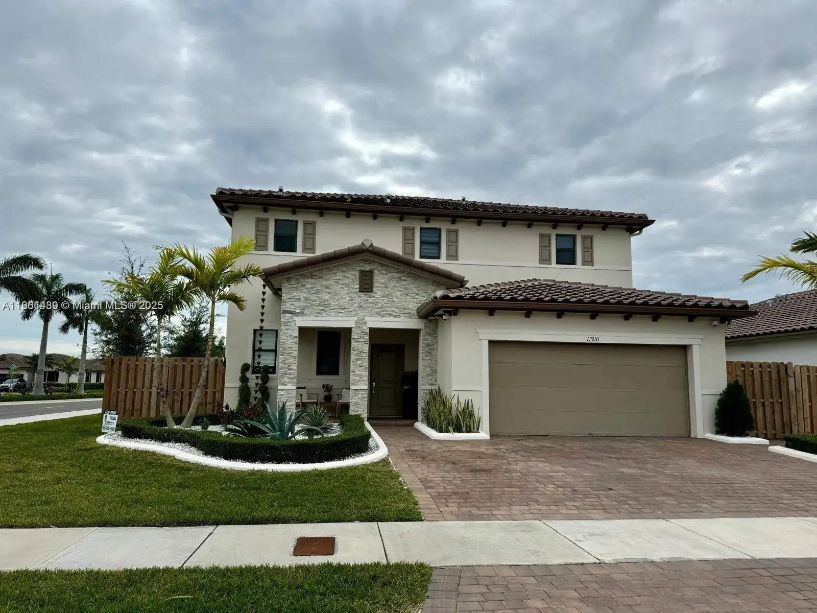 5 bedroom 3 bath Residential for sale at 11910 SW 243rd St, Homestead FL 33032