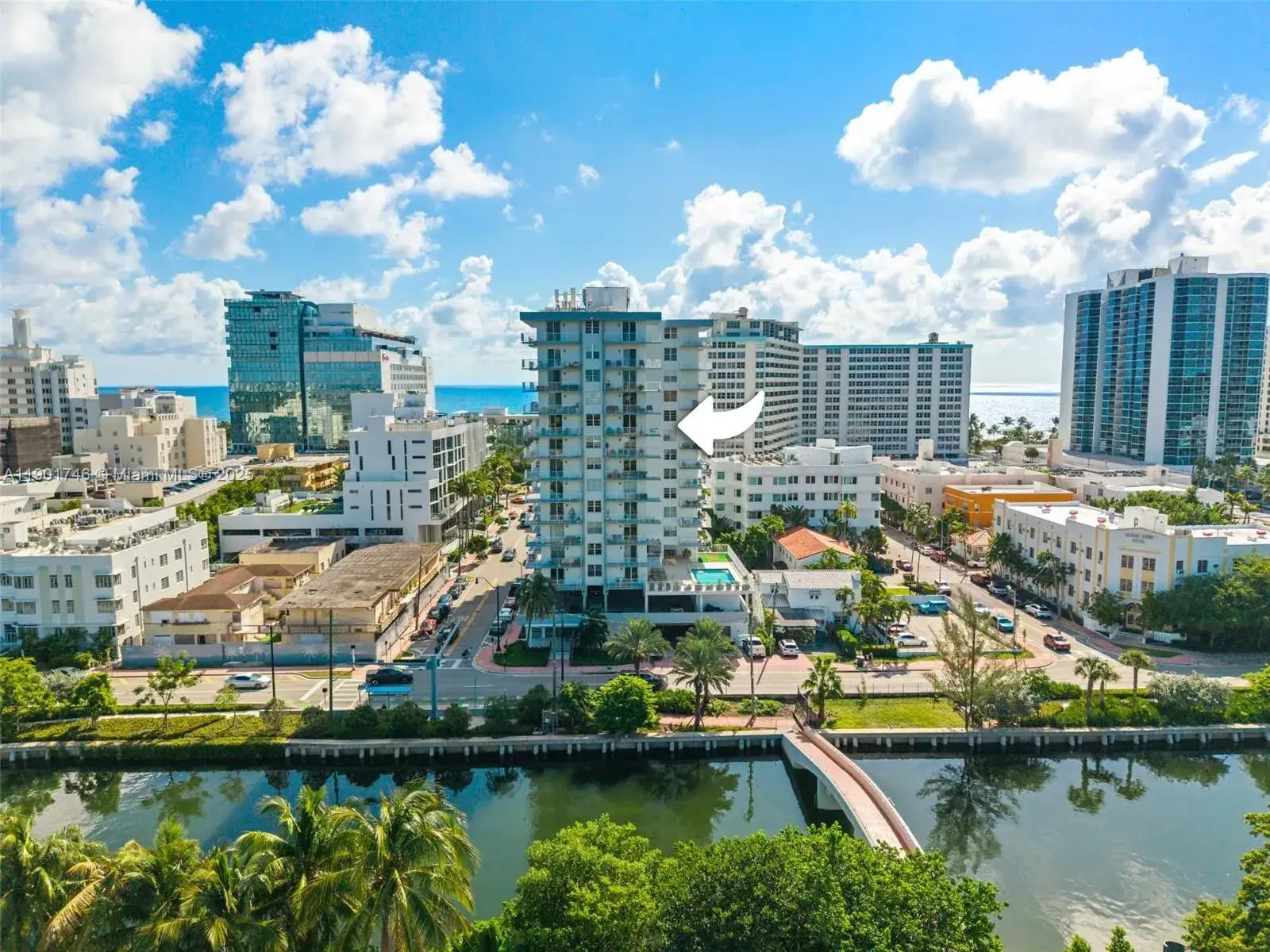 2 bedroom 2 bath Residential for sale at 2829 Indian Creek Dr, Miami Beach FL 33140