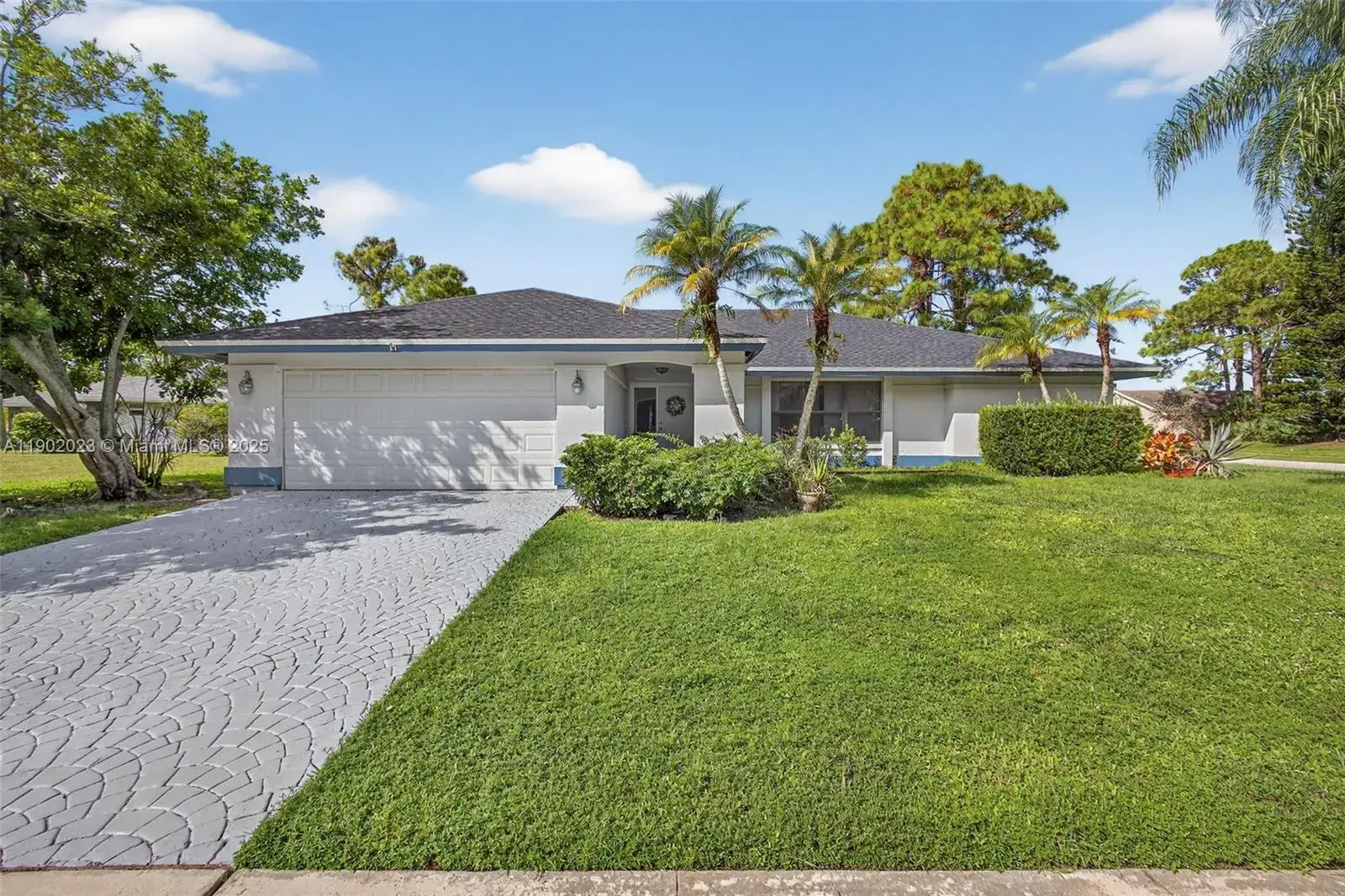 100 Miramar Ave, Royal Palm Beach FL 33411