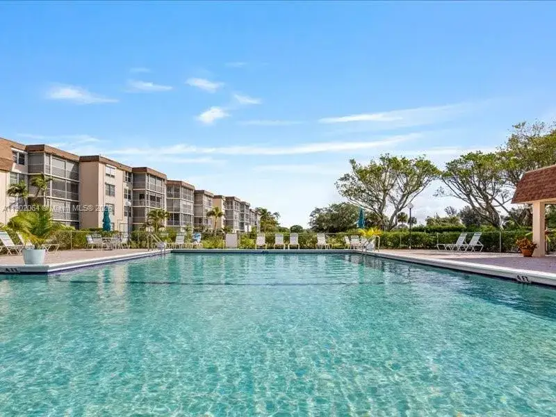 2 bedroom 2 bath Residential Lease for rent at 6200 NW 2nd Ave # 418, Boca Raton FL 33487