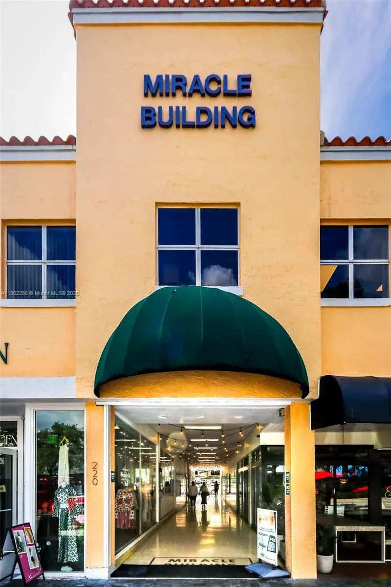 Commercial Sale for sale at 220 Miracle Mile # B236, Coral Gables FL 33134