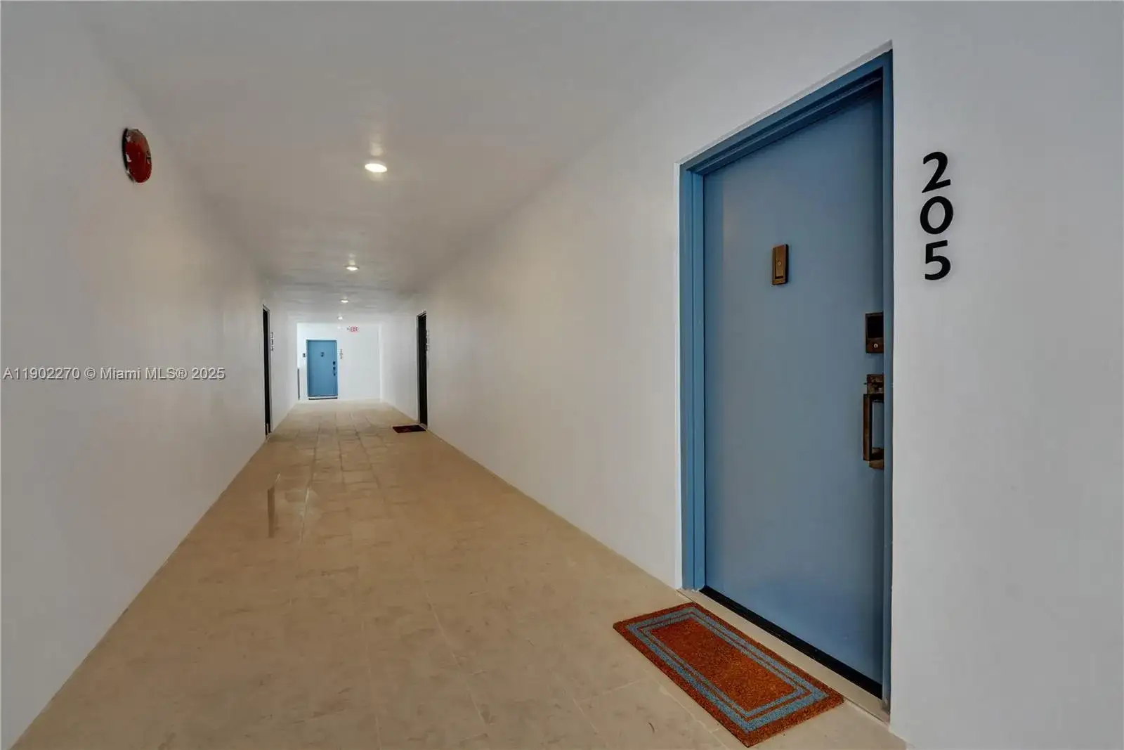 1 bedroom 1 bath Residential for sale at 101 Ocean Lane Dr # 205, Key Biscayne FL 33149
