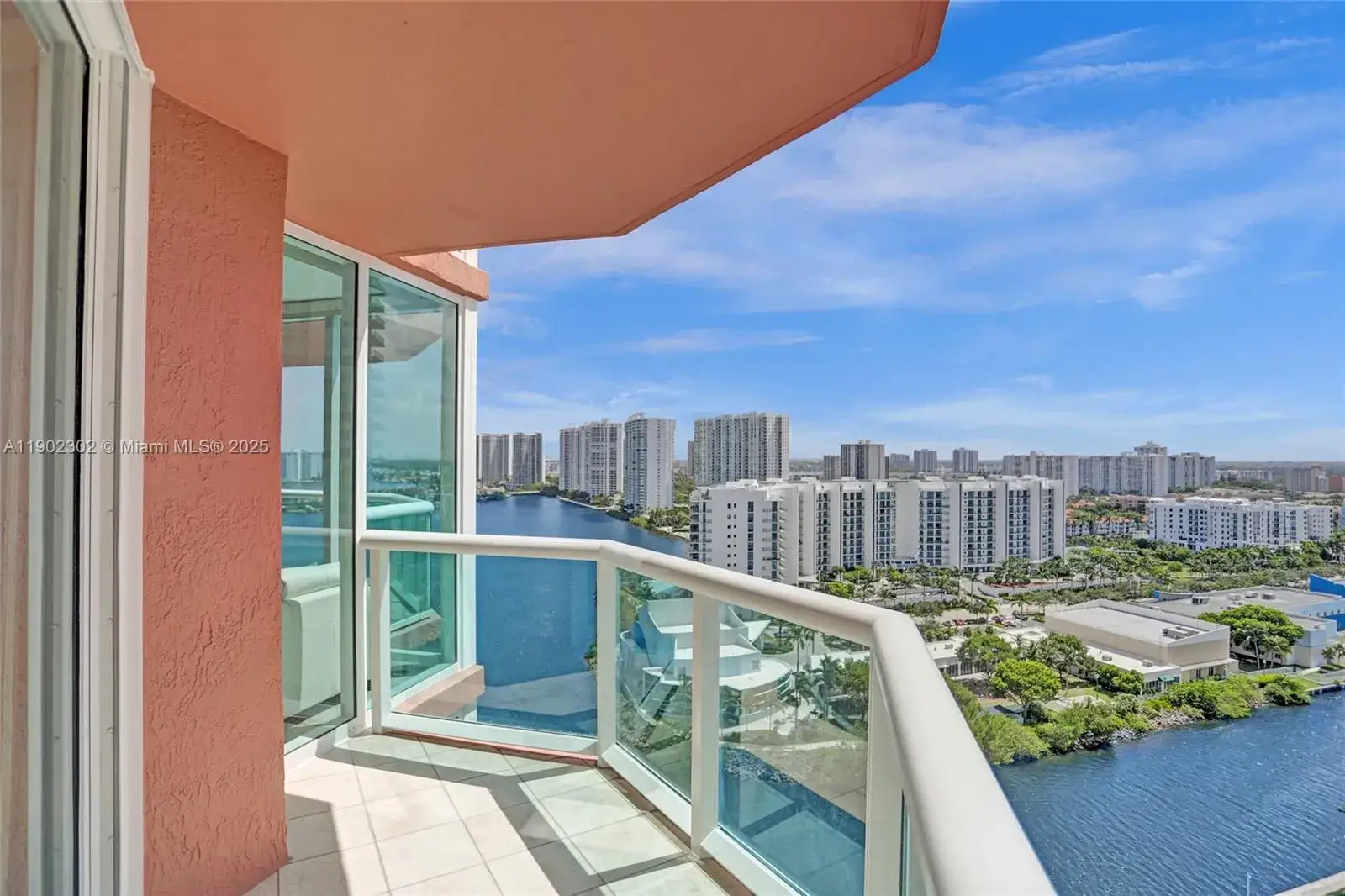 2 bedroom 2 bath Residential for sale at 3370 Hidden Bay Dr # 2114, Aventura FL 33180