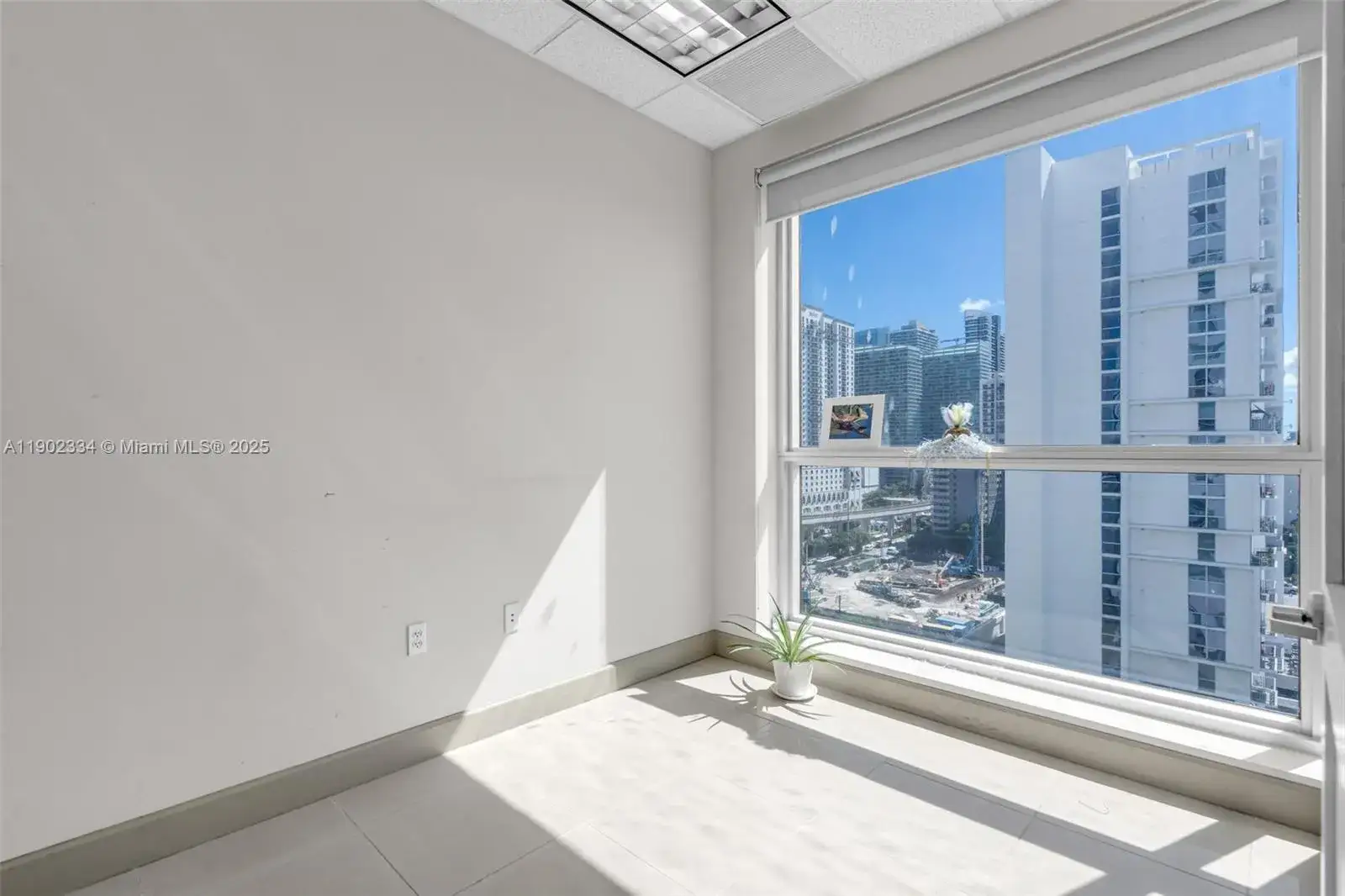 Commercial Sale for sale at 175 SW 7th St # 1212, Miami FL 33130
