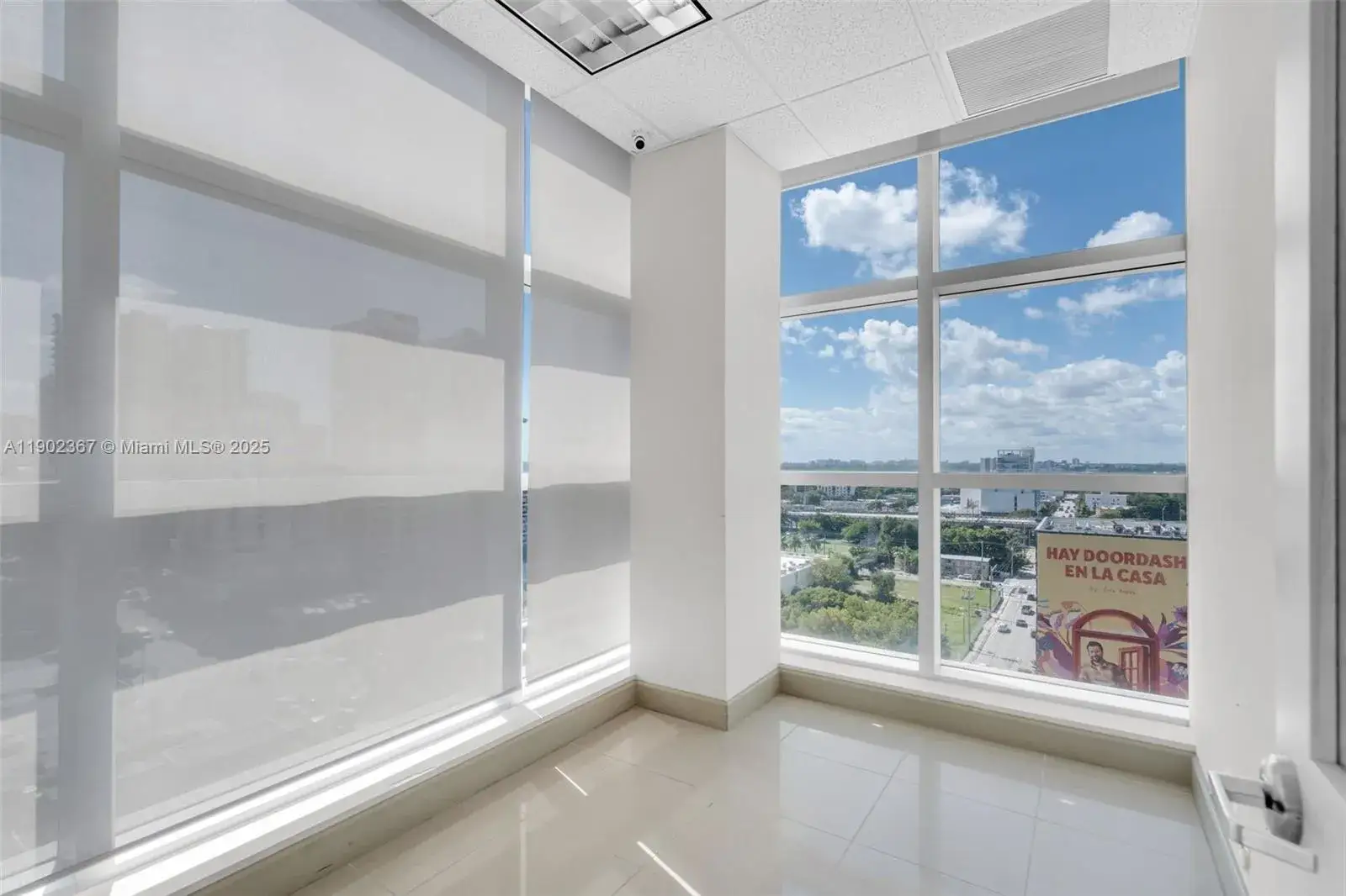Commercial Sale for sale at 175 SW 7th St # 1212, Miami FL 33130