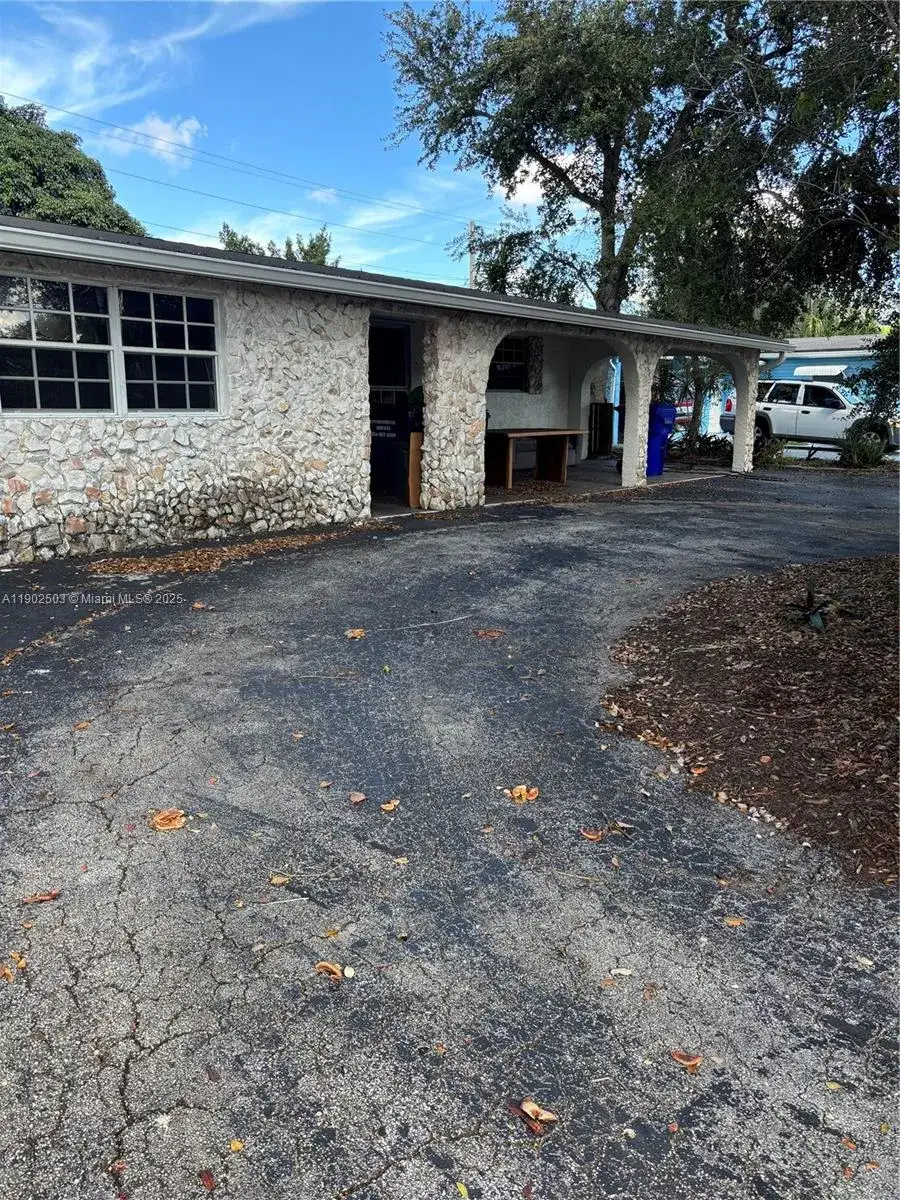 4 bedroom 2 bath Residential for sale at 6541 Sherman St, Hollywood FL 33024