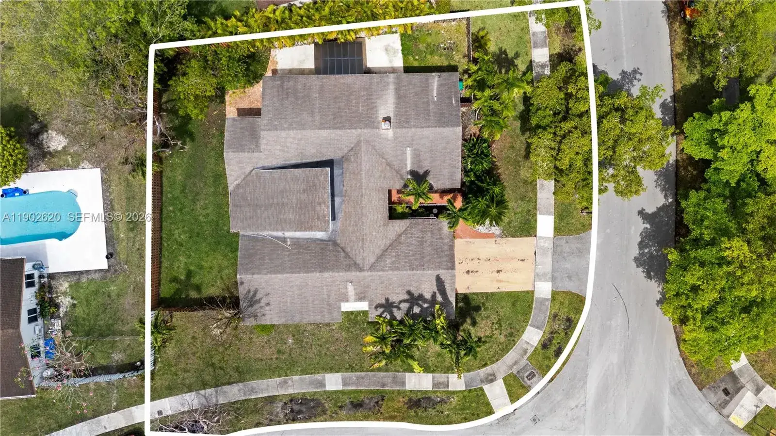 4 bedroom 2 bath Residential for sale at 10610 SW 128th Ave, Miami FL 33186