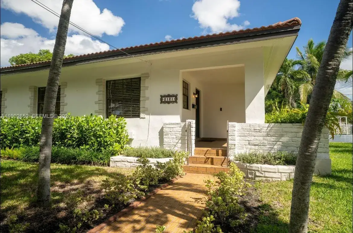 4 bedroom 3 bath Residential for sale at 2121 SW 13th Ave, Miami FL 33145