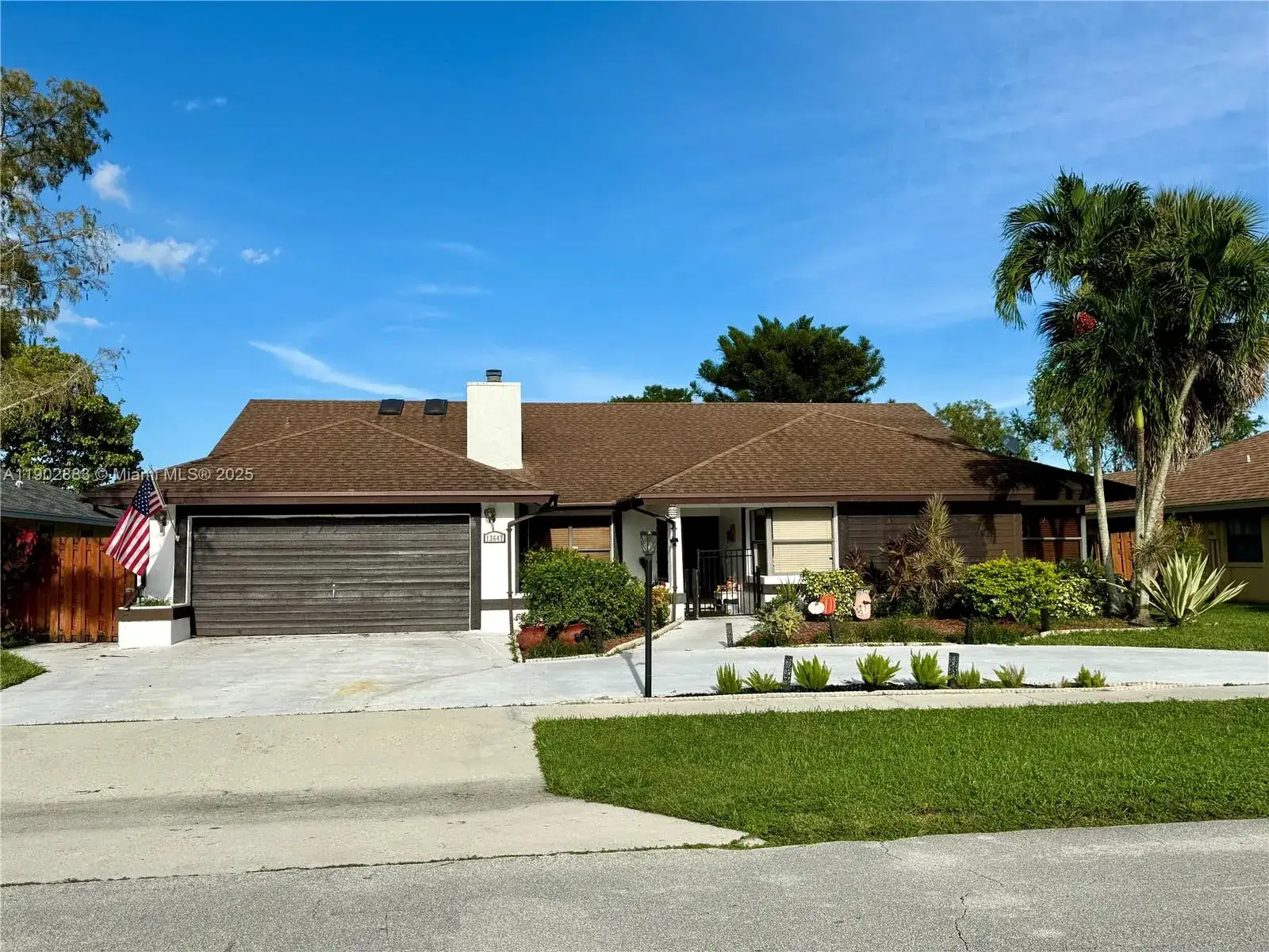 4 bedroom 2 bath Residential Lease for rent at 13647 Barberry Dr, Wellington FL 33414