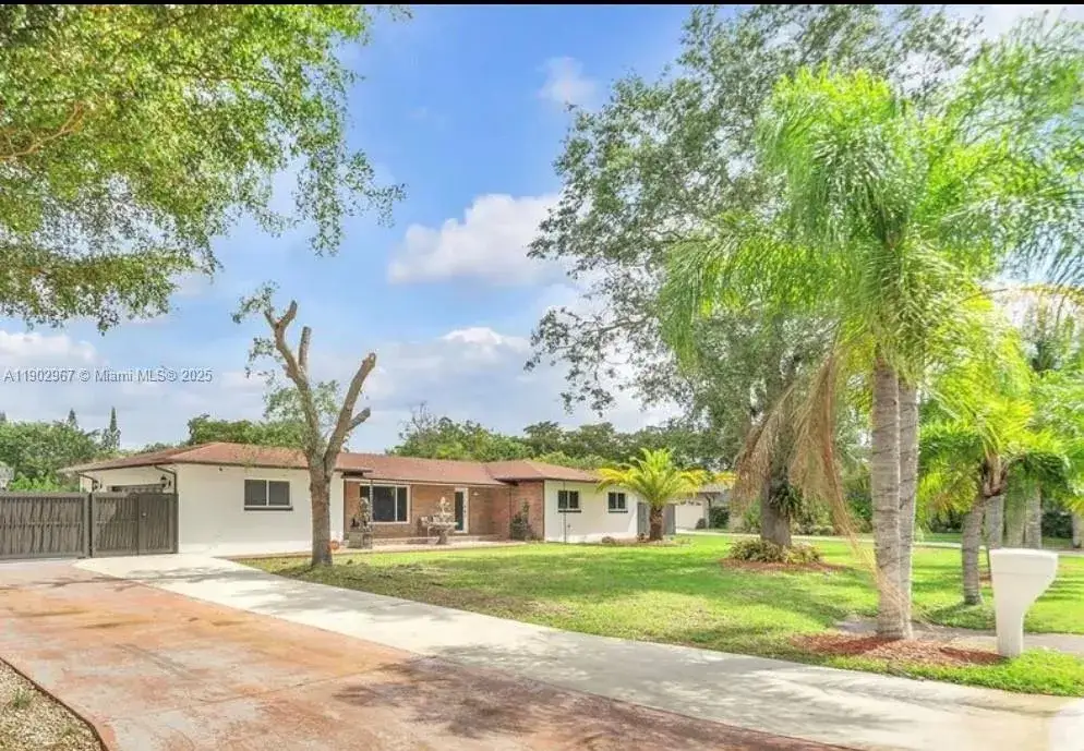 3 bedroom 2 bath Residential for sale at 16891 SW 277th St, Homestead FL 33031