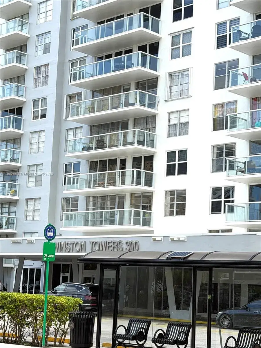 2 bedroom 2 bath Residential for sale at 230 174th St # 409, Sunny Isles Beach FL 33160