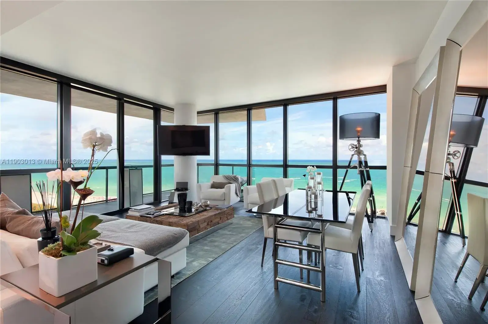 2 bedroom 2 bath Residential for sale at 101 20th St # 1907, Miami Beach FL 33139