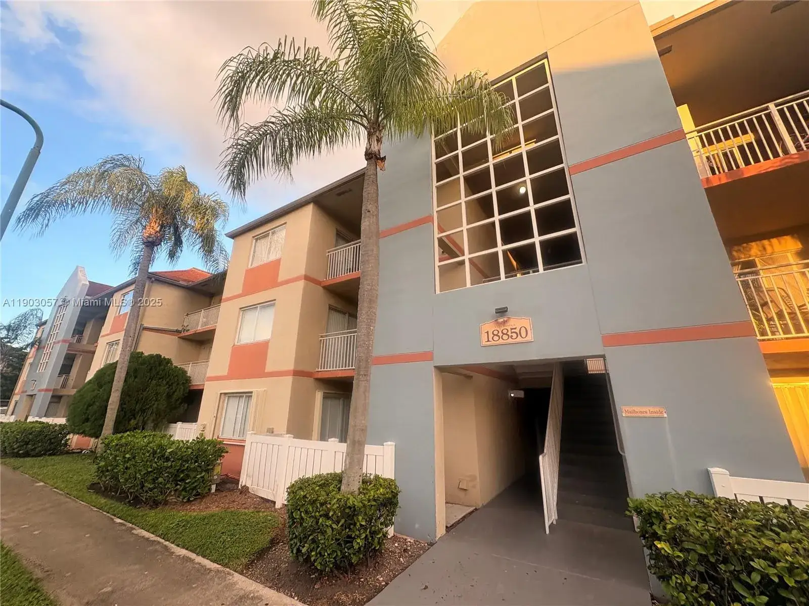 2 bedroom 2 bath Residential for sale at 18850 NW 57th Ave # 306, Hialeah FL 33015