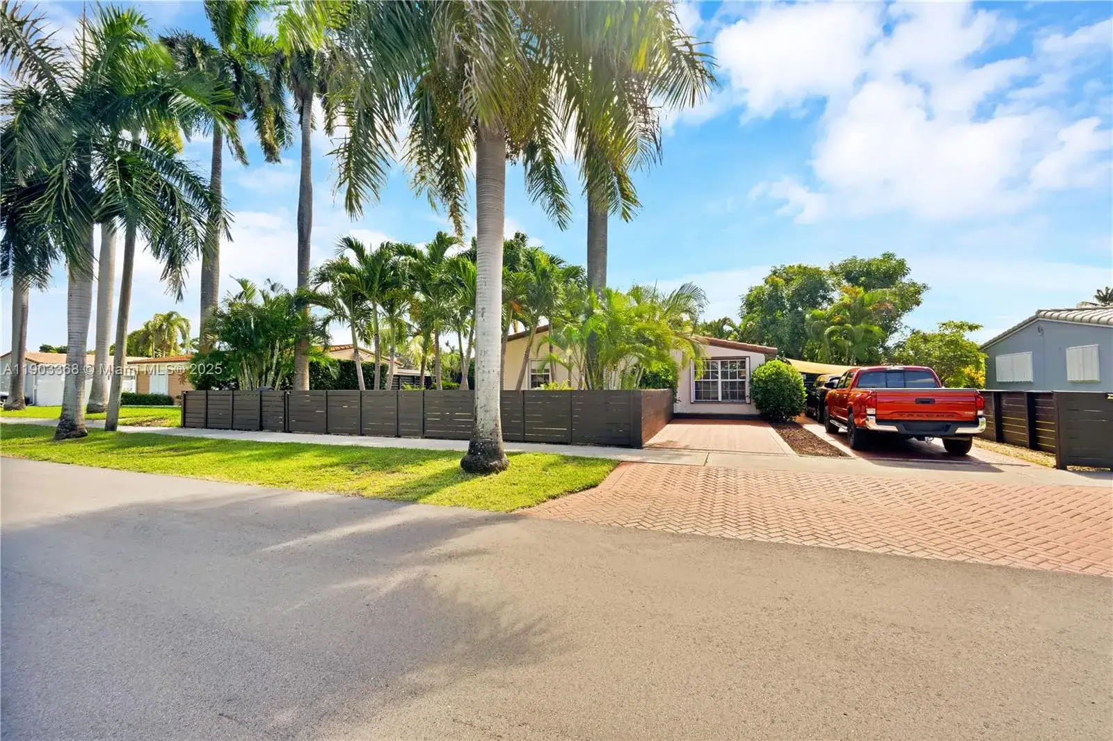 3 bedroom 3 bath Residential for sale at 818 NE 3rd St, Hallandale Beach FL 33009