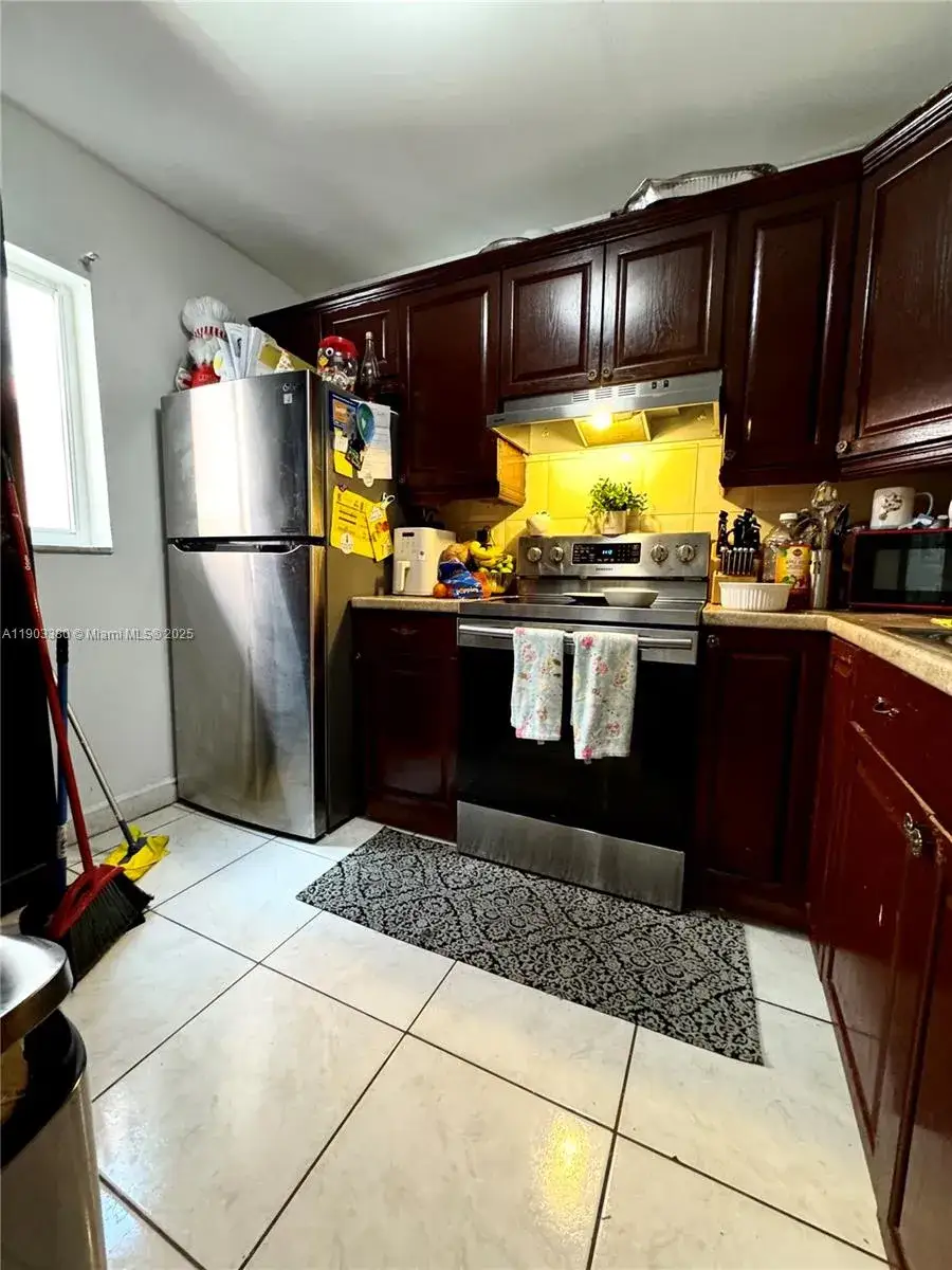 2 bedroom 2 bath Residential for sale at 19729 SW 114th Ave # 250, Miami FL 33157