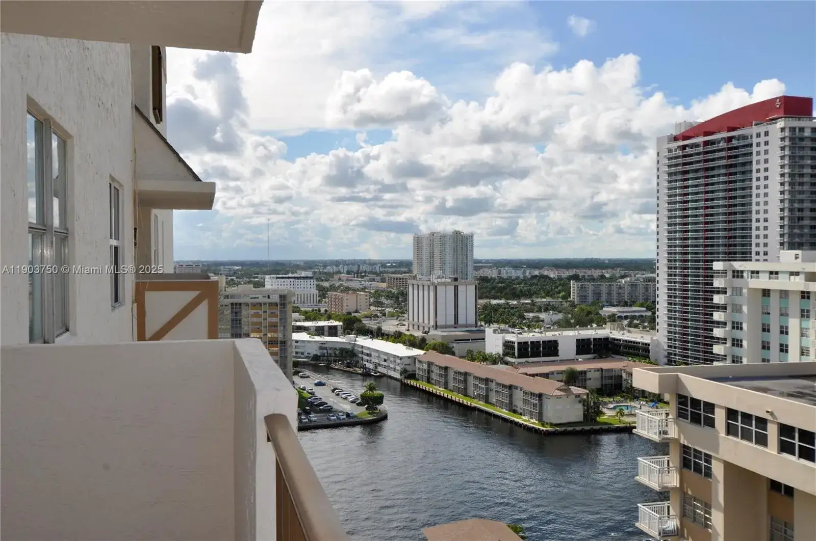 1 bedroom 2 bath Residential Lease for rent at 1865 S Ocean Dr # 20C, Hallandale Beach FL 33009