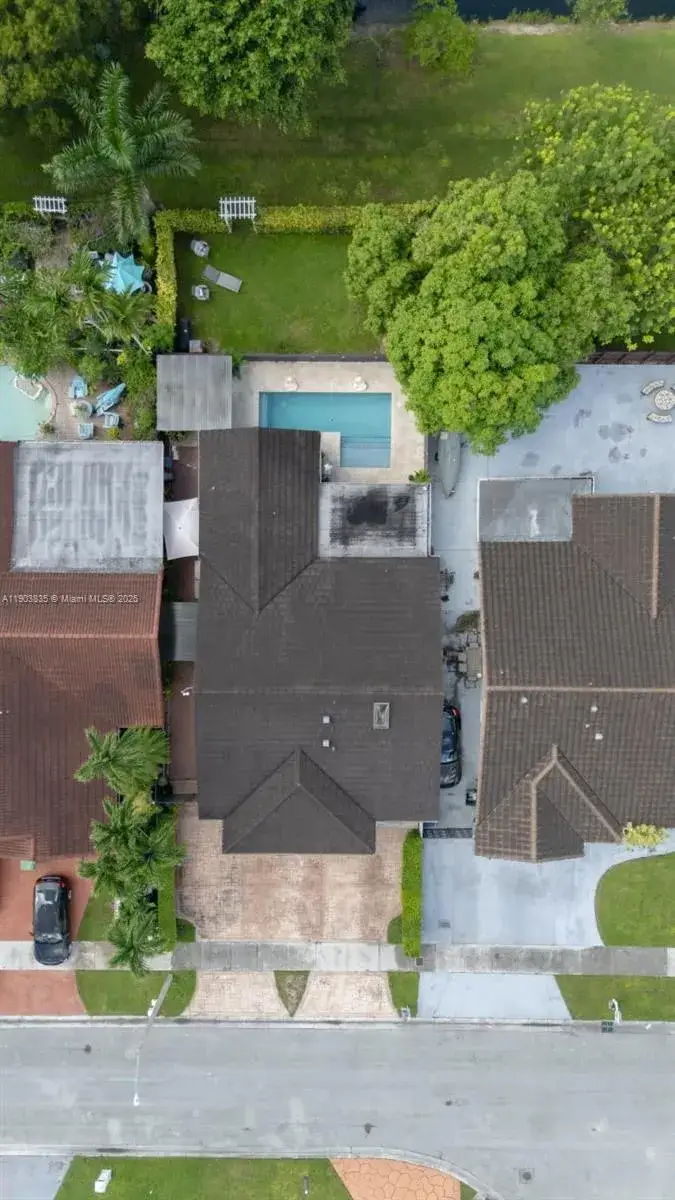 4 bedroom 2 bath Residential for sale at 15076 SW 63rd Ter, Miami FL 33193