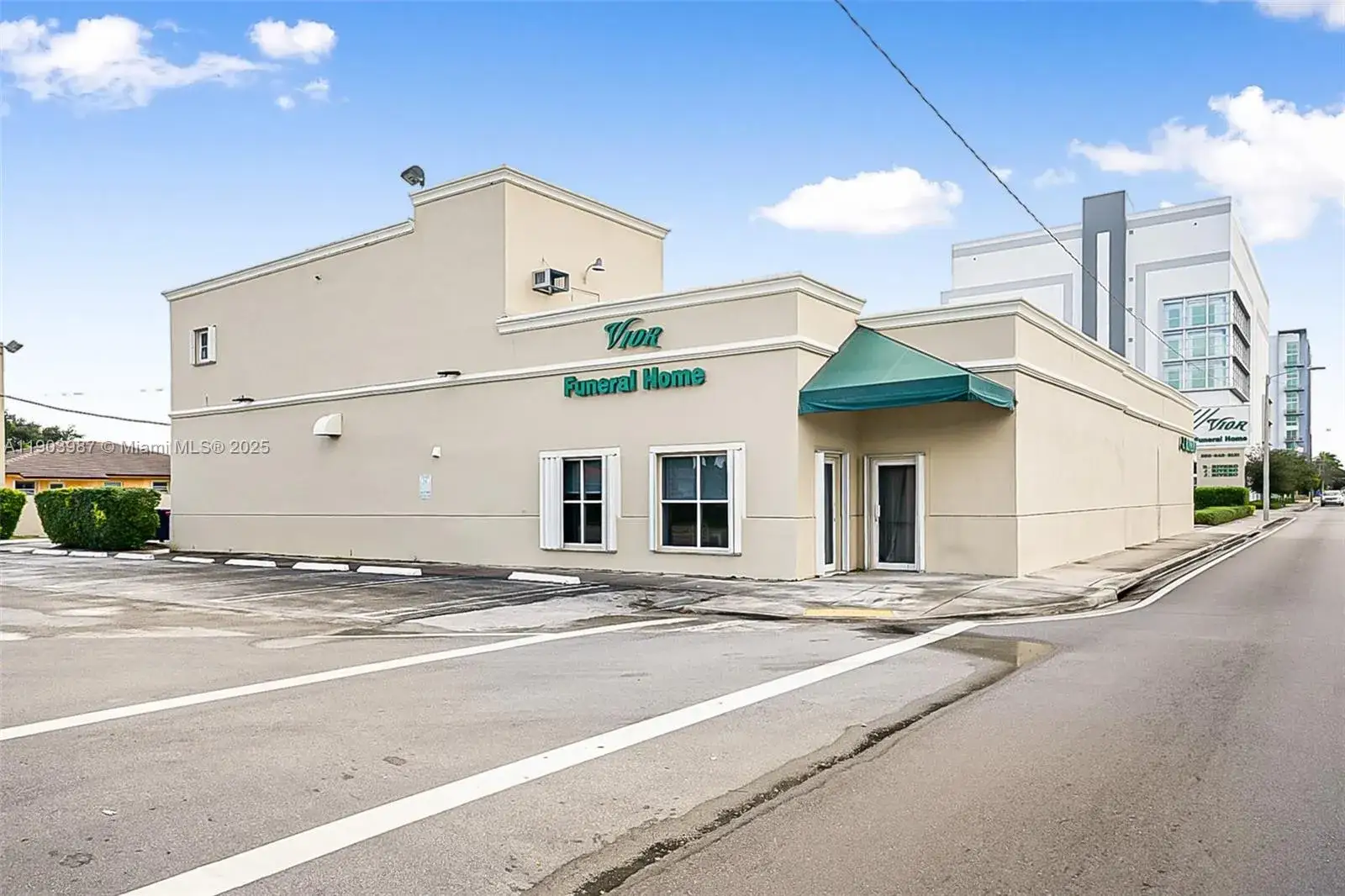 Commercial Sale for sale at 291 NW 37th Ave, Miami FL 33125